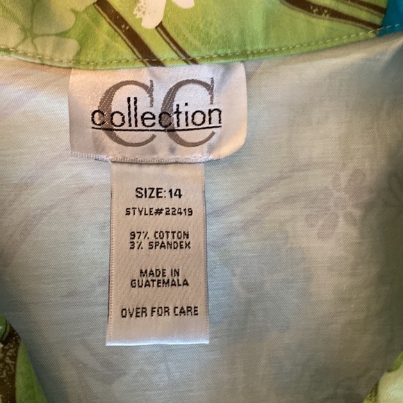 Size 14 sleeveless shirt. - Picture 3 of 7